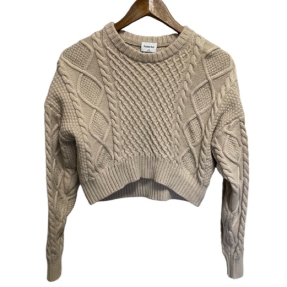 Aritzia Sunday Best Peggy Cream Cable Knit Crew Neck Sweater Oversized Crop XXS - Picture 11 of 11
